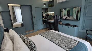 1 dormitorio, tabla de planchar con plancha, cuna de viaje y wifi gratis