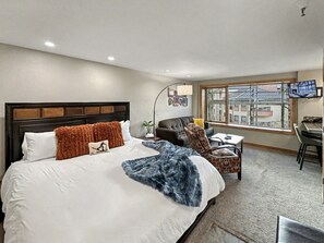 1 bedroom, desk, iron/ironing board, travel cot