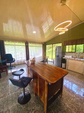 Private kitchen - Ferreto's House (La Fortuna)