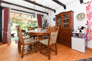 Dining - NEW! Vacation home Lüdstede on the North Sea (Neuschoo)