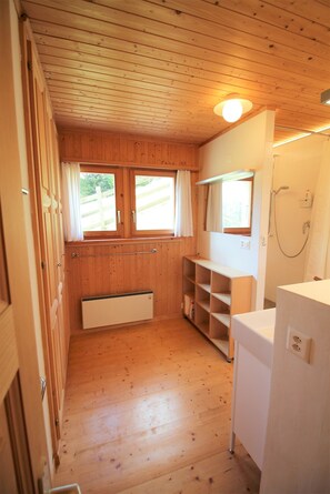 Douche, serviettes fournies