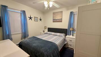 2 bedrooms, desk, iron/ironing board, free WiFi