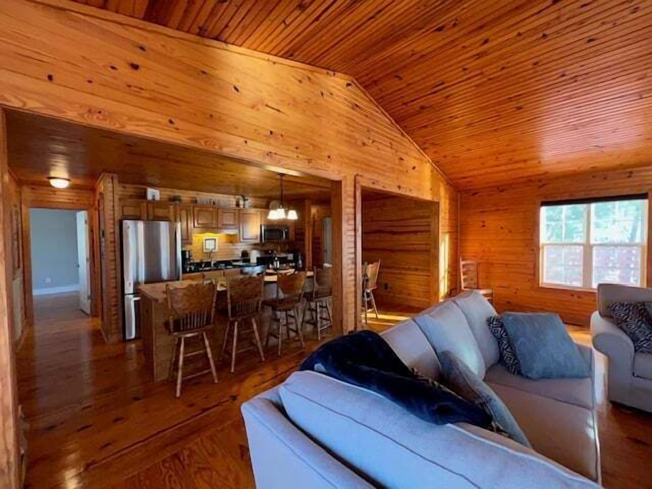 獨棟房屋, 多張床, 庭院 (Julie Hubbs 843 Cypress Harbor Rd) | 起居區