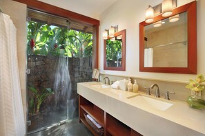 Hair dryer, towels - Ocean Views | Resort Amenities | Plunge Pool & Outdoor Kitchen (Koloa)