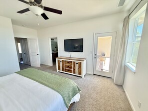 4 chambres, fer et planche à repasser, Wi-Fi, draps fournis