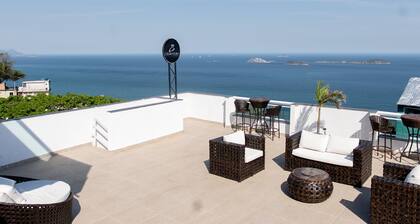 Suite in a guesthouse with a pool | PV-ST5