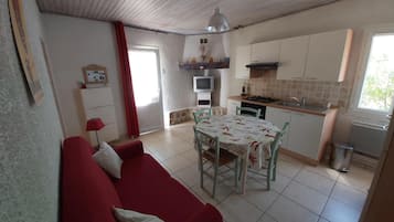 TV, DVD player, stereo