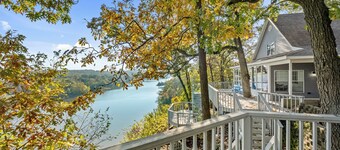 Riverbend Retreat: Water Views - Fire Pit - On 5 Acres