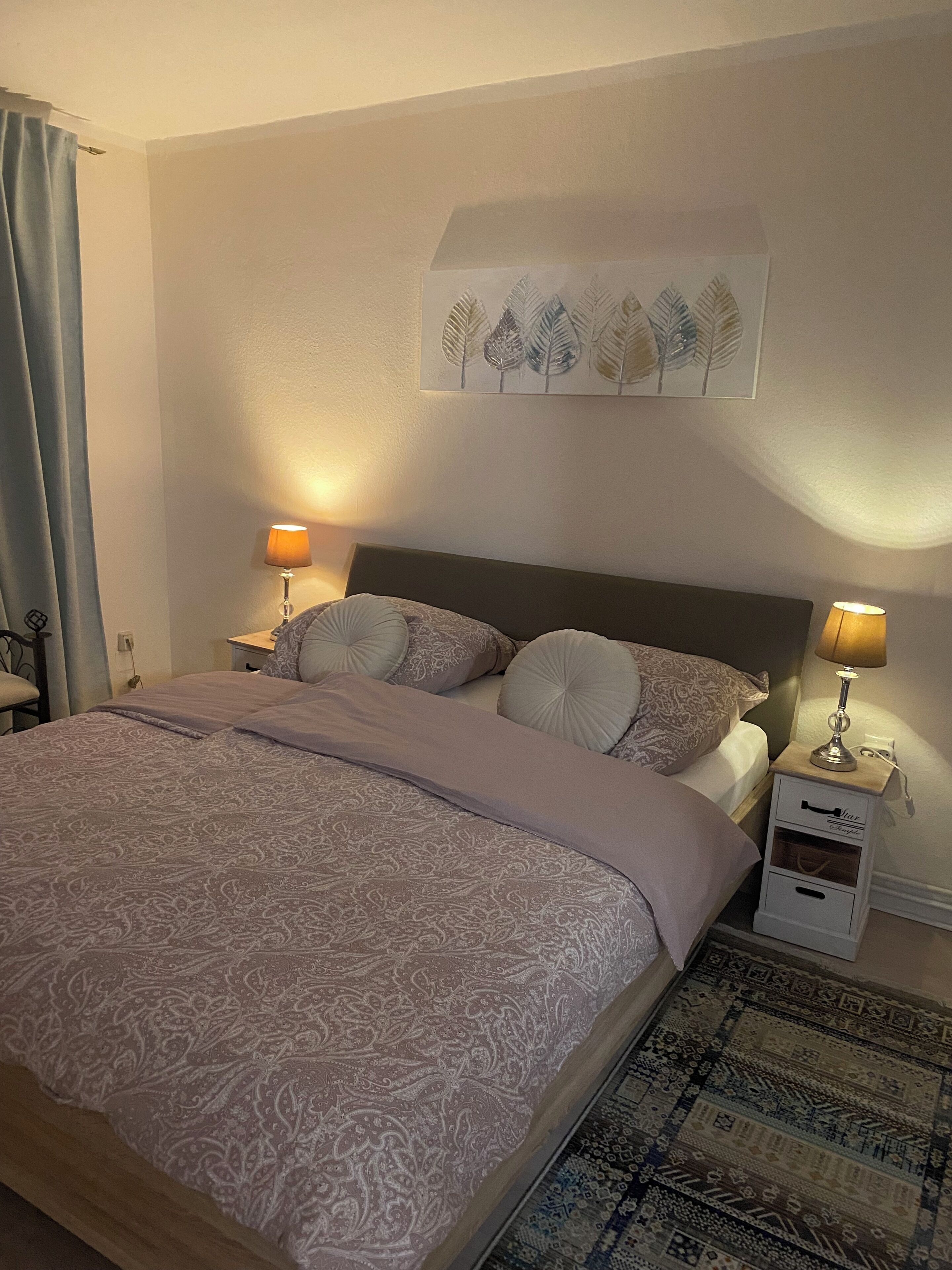 2 chambres, fer et planche à repasser, Wi-Fi, draps fournis