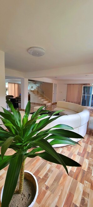 บริเวณนั่งเล่น