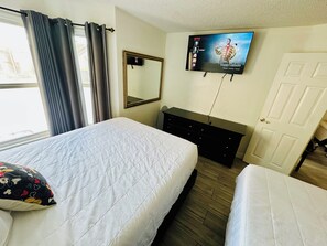 Fer et planche à repasser, Wi-Fi, draps fournis