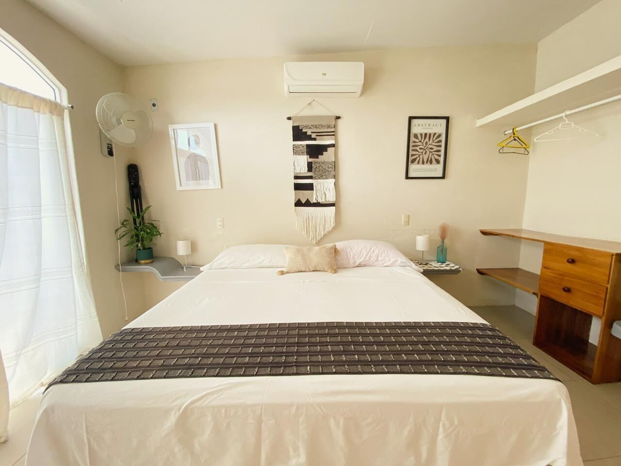 1 bedroom, WiFi, bed sheets