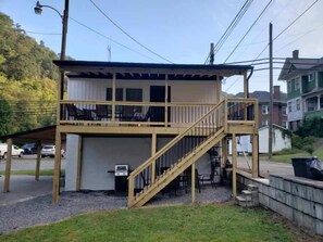 Exterior - The Lodge at Welch - Little House (Welch)