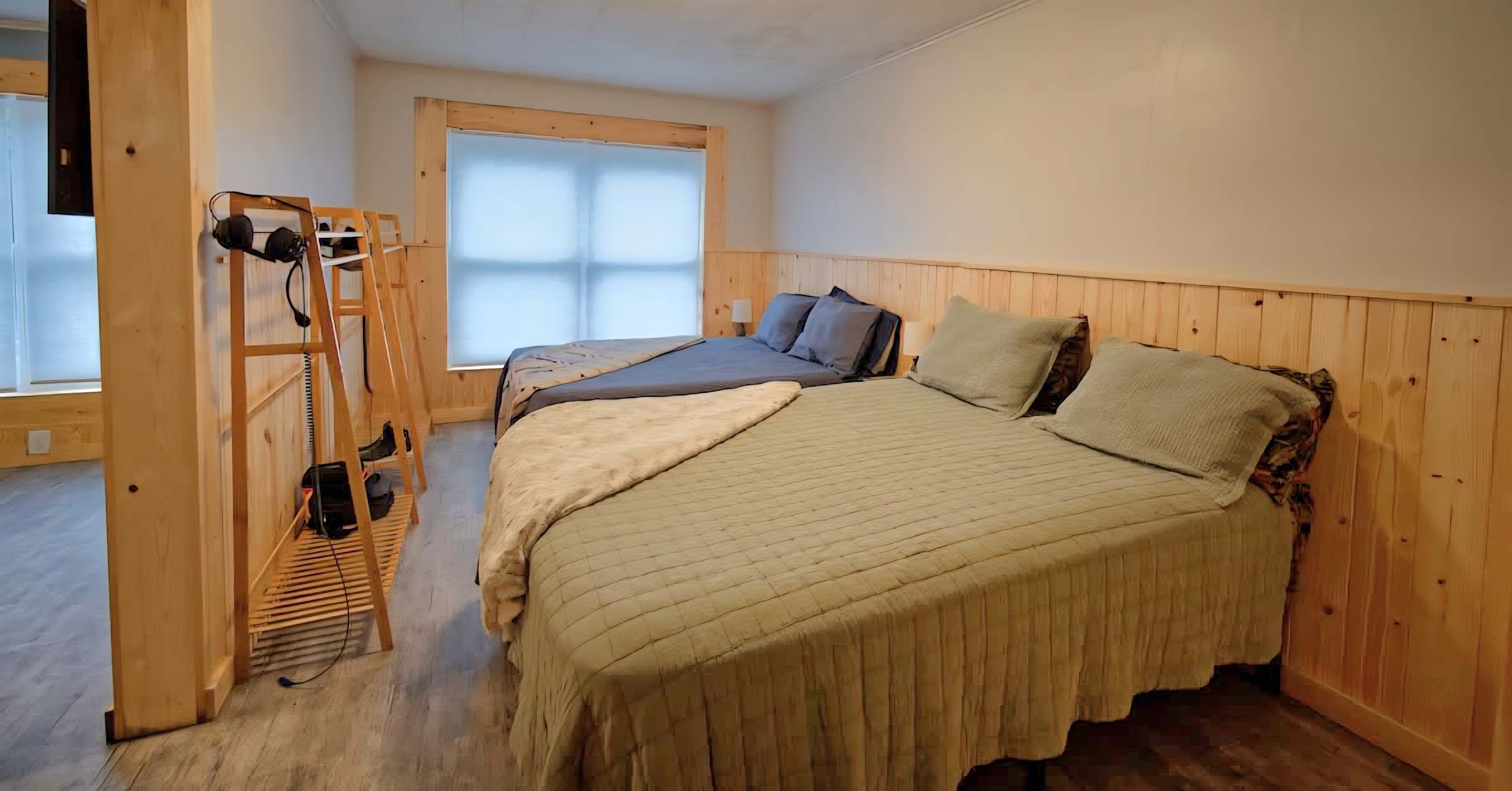 2 bedrooms, WiFi, bed sheets