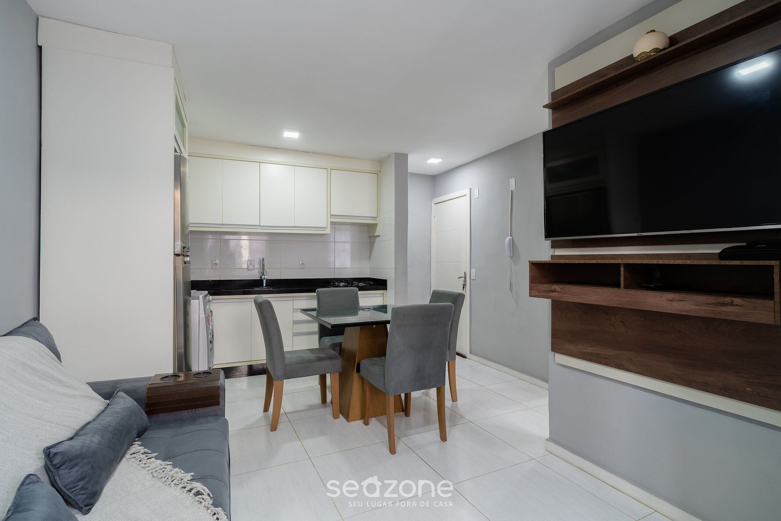 Basic Apartment | Interior