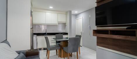 Basic Apartment | Interior