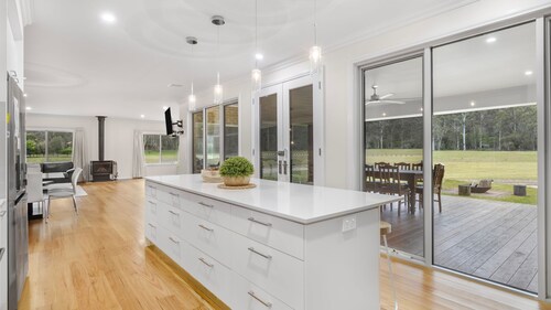 Mountain and River Retreat