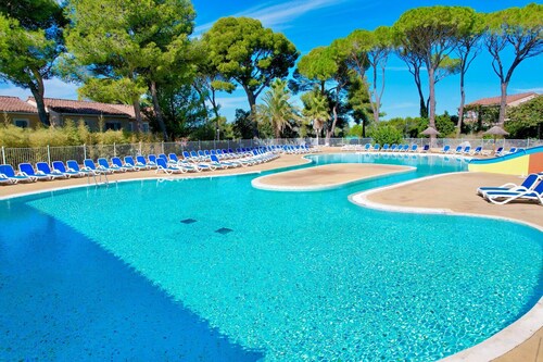 Les Deux Terrasses, 6 guests, Pool in Calvisson