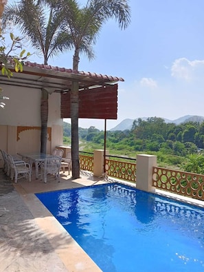 Executive Room | Desk, free WiFi