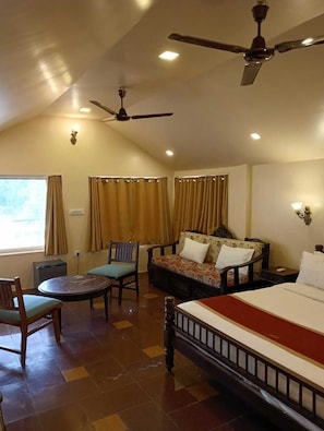 مكتب وواي فاي مجانًا