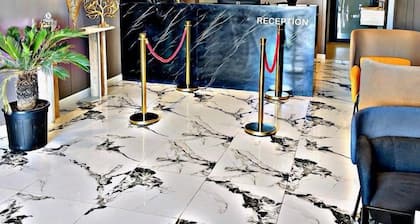 Diamond Garden Hotel