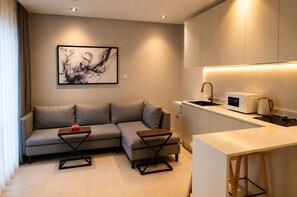 ห้องดีลักซ์สวีท, วิวเมือง | เตารีด/โต๊ะรีดผ้า, Wi-Fi ฟรี