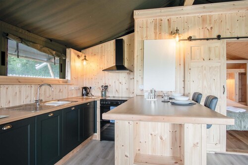Paviland - Safari Glamping Tent - Llangennith