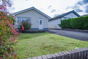 Front of property - Cefn Road - 3 Bedroom Bungalow - Glais (Swansea)