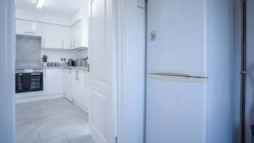 Microwave, oven