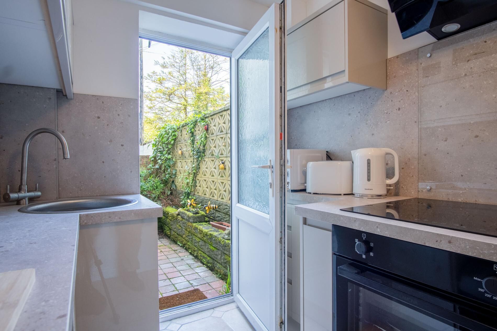 Mikrovågsugn och ugn