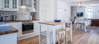 Nottage Road - 3 Bedroom Holiday Home - Mumbles