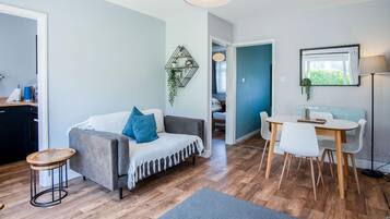 30-inch TV with digital channels