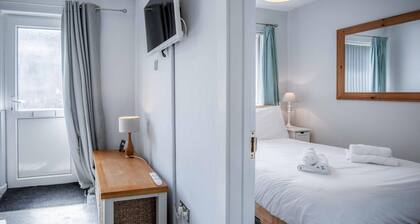 Langcliffe Park - 2 Bedroom Chalet - Mumbles