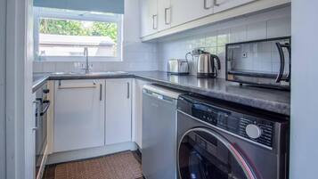 Microwave, oven