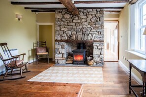 En 34-tommers TV med digitale kanaler