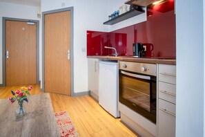 Departamento (0 Bedroom) | Cocina privada | Horno 