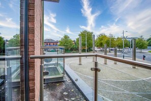 Huoneisto (0 Bedroom) | Terassi/patio