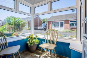 Interior entrance - Cosy Cottage - 2 Bedroom Cottage - Mumbles (Swansea)