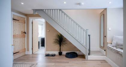 Wood Cottage - 3 Bedroom - Bishopston Swansea