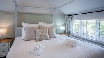 3 Schlafzimmer, Bügeleisen/Bügelbrett, Bettwäsche