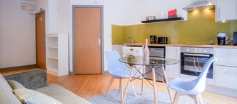 Princess Lofts 1 - 1 Bedroom Studio - Swansea