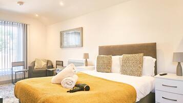 Apartment (0 Bedroom) | Front of property