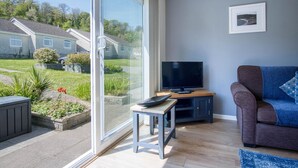 Unclassified image, 3 of 26, button - Bayview 72 - 2 Bedroom Chalet - Bayview Oxwich (Swansea)