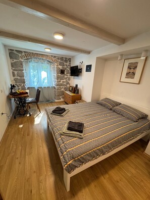 1 Schlafzimmer, Bügeleisen/Bügelbrett, WLAN, Bettwäsche