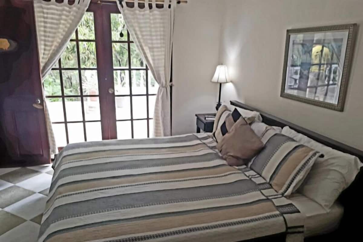 King Room (Sunkissed) | Zimmersafe, kostenloses WLAN