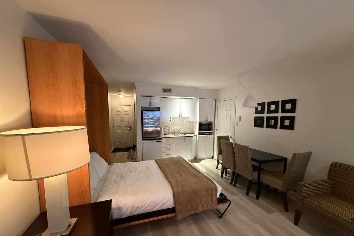 Condo Studio Lake View | Free WiFi