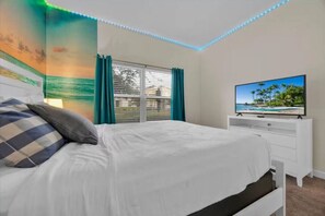 5 Schlafzimmer, Schreibtisch, WLAN, Bettwäsche