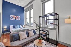 1 soverom, strykejern/-brett, wi-fi og sengetøy