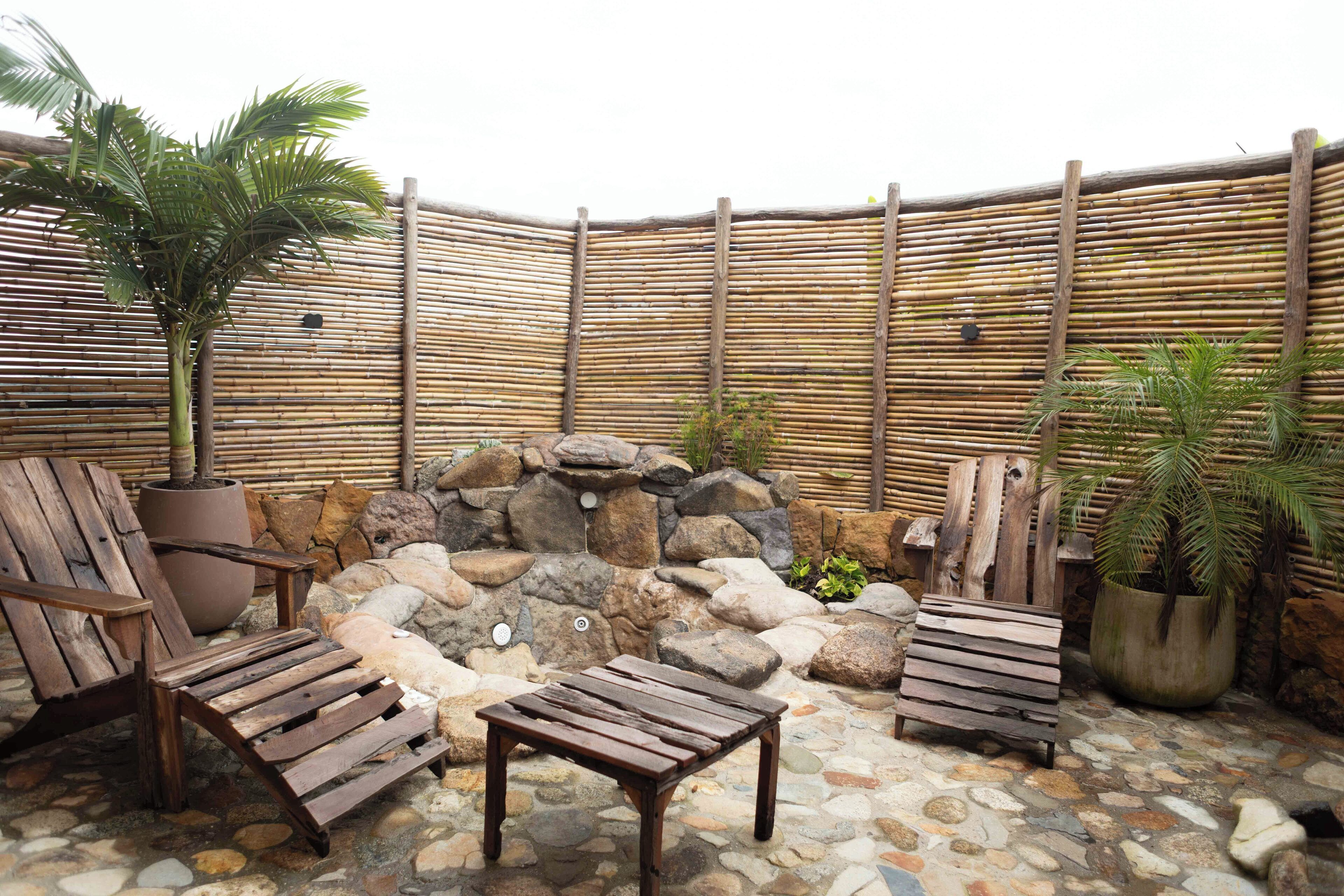 Panoramic Cabin, Jetted Tub, Mountain View | Private spa tub
