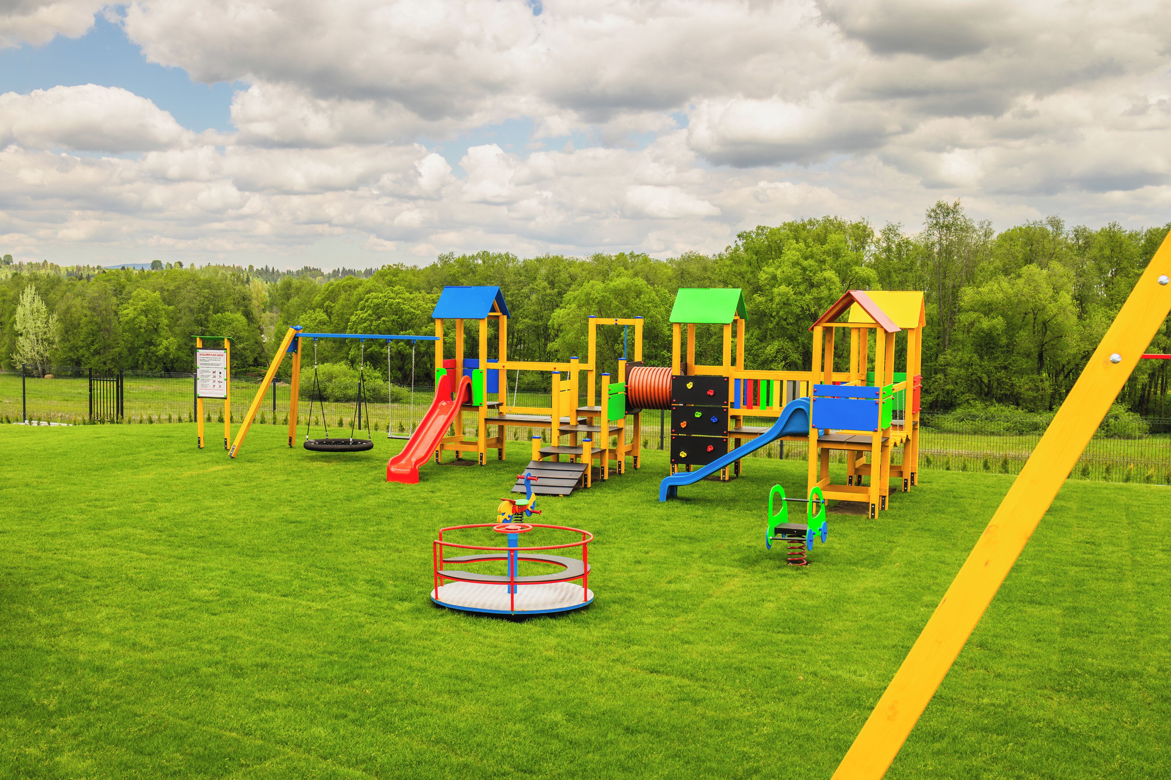 Area giochi per bambini (all'aperto)